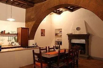 Sant'angelo 42 أورفييتو