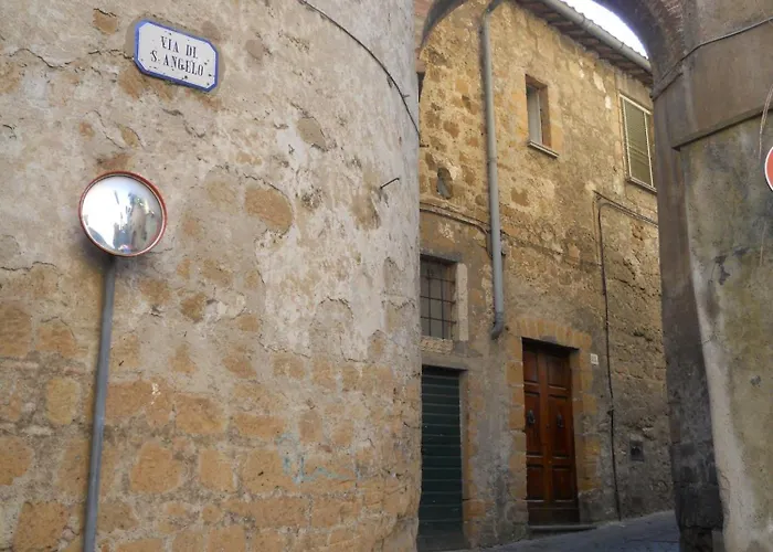 Sant'angelo 42 أورفييتو