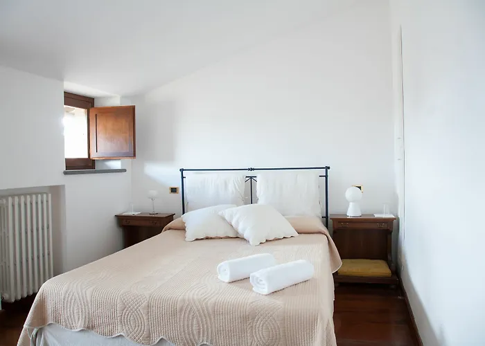 فندق مبيت وإفطار Sant'angelo 42 4*