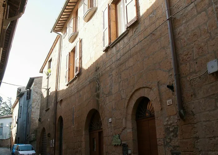 Sant'angelo 42 4* أورفييتو